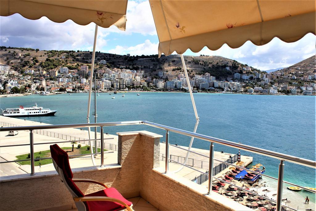 Seaside Apartment Sarandë エクステリア 写真