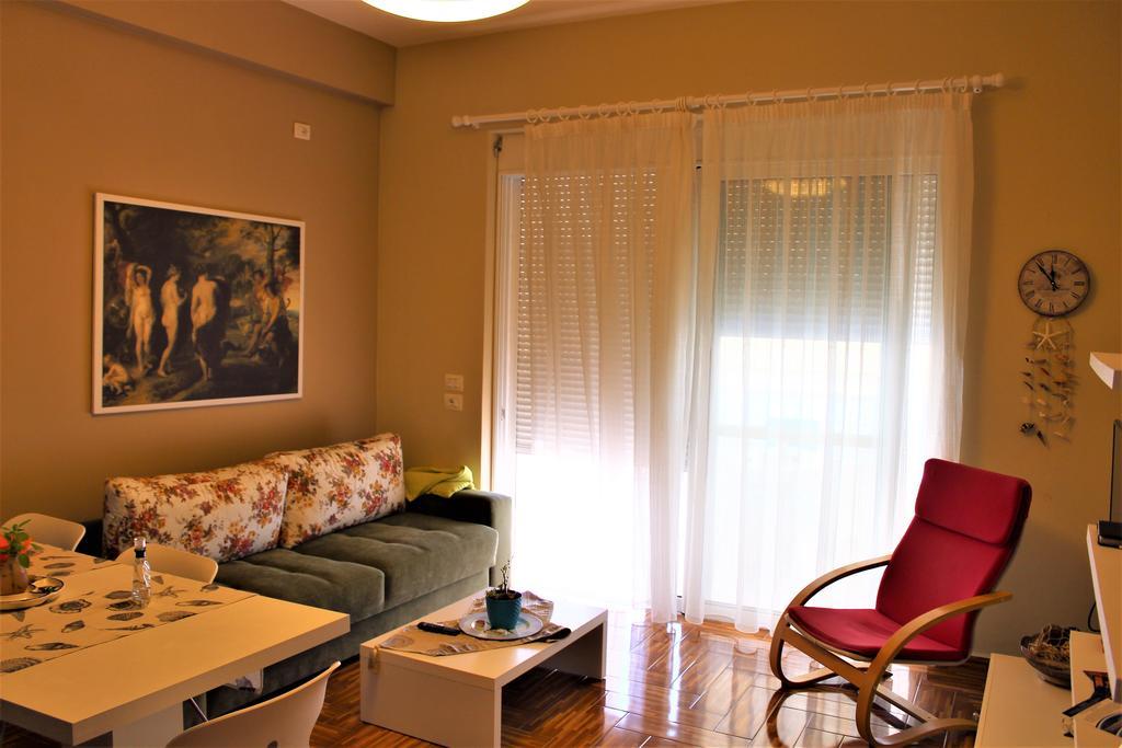 Seaside Apartment Sarandë エクステリア 写真