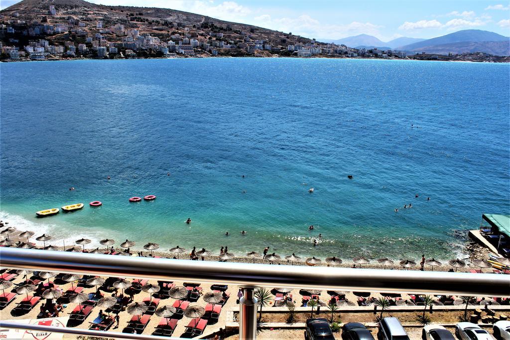 Seaside Apartment Sarandë エクステリア 写真