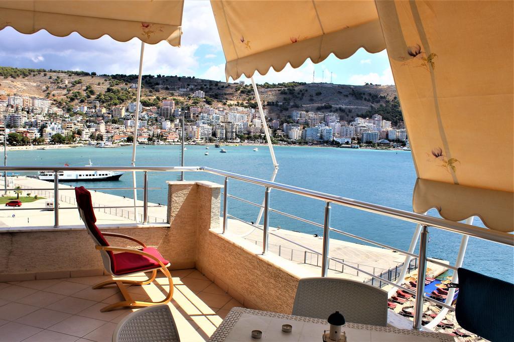 Seaside Apartment Sarandë エクステリア 写真
