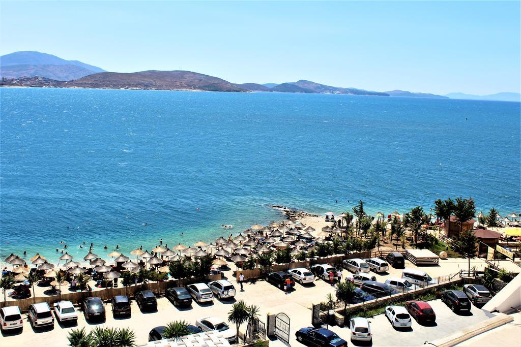 Seaside Apartment Sarandë エクステリア 写真