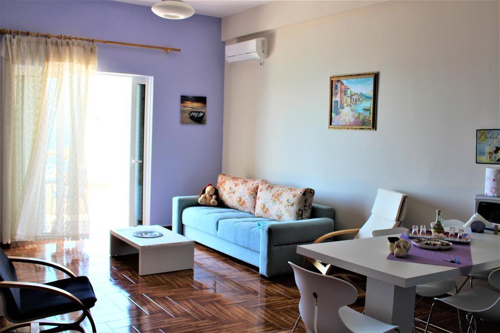 Seaside Apartment Sarandë エクステリア 写真